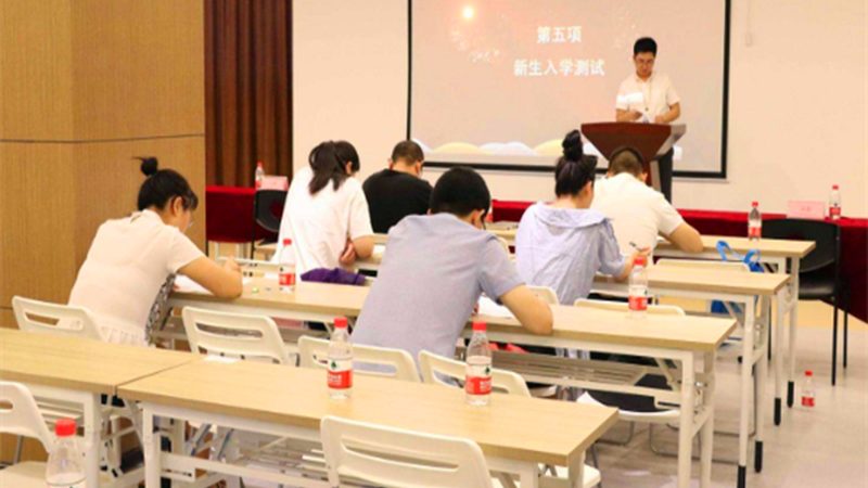 叉车培训，周末班如何选择？**