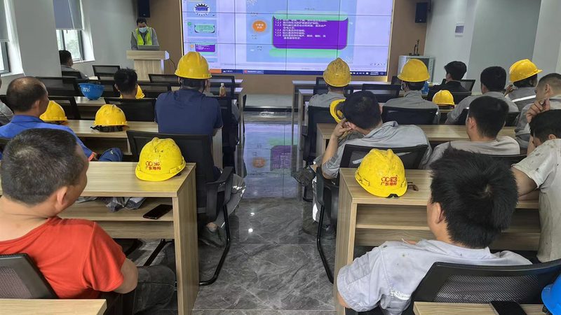 职场白领提升PPT技能，报名前需了解这些关键点