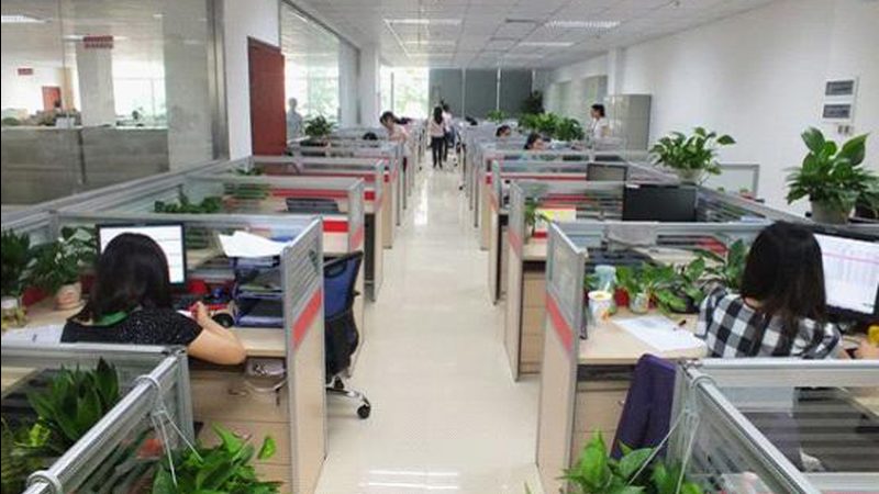 网课服务器与普通服务器：本质区别与选型要点